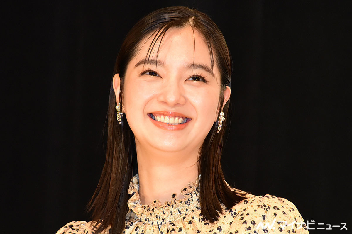 新川優愛